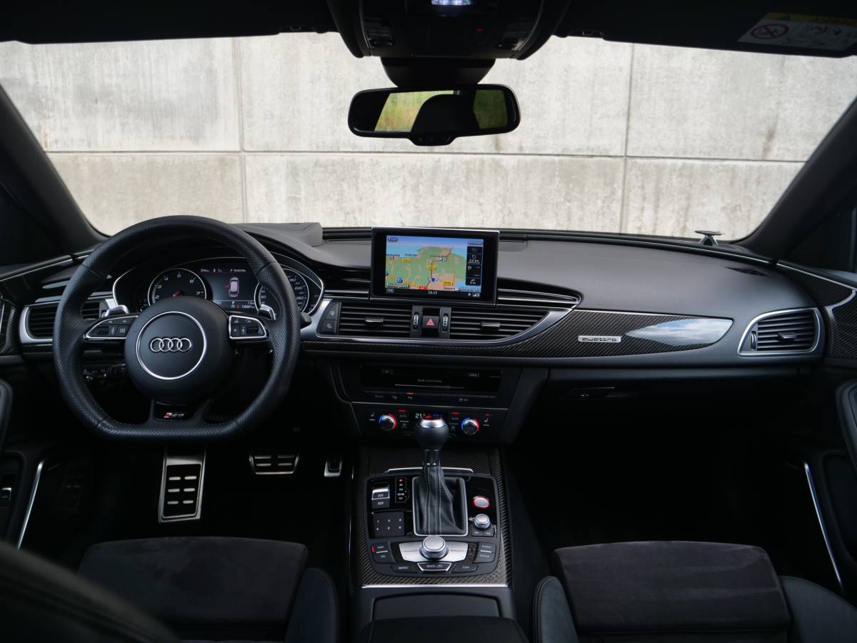 Audi RS6 Audi RS6 Avant 4.0 TFSI V8 Quattro | ABT | Bang&olufsen | Ceramic brake | head-up | night-vision..
