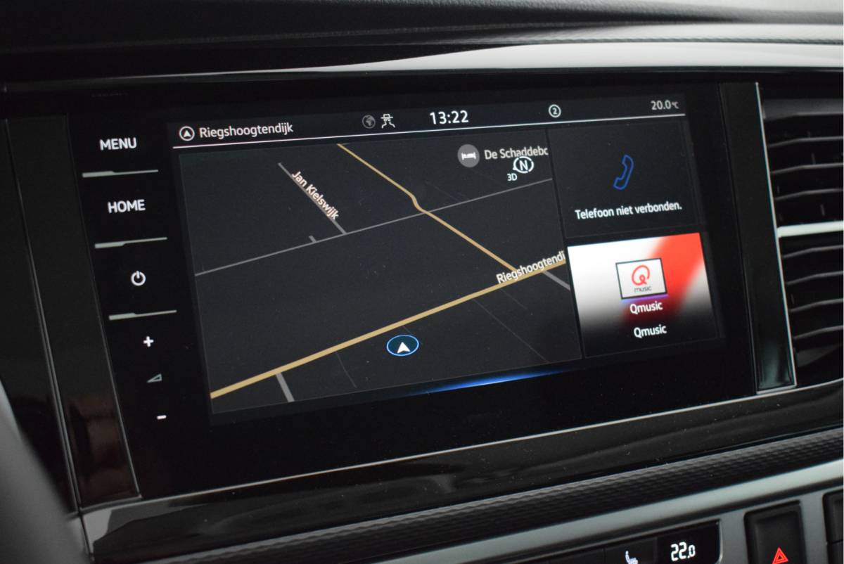 Volkswagen Transporter Volkswagen Transporter Caravelle 2.0 TDI 204pk DSG L2H1 32 DC 2x Schuifdeur Leder Stoelverwarming Virtual Cockpit Navigatie Camera