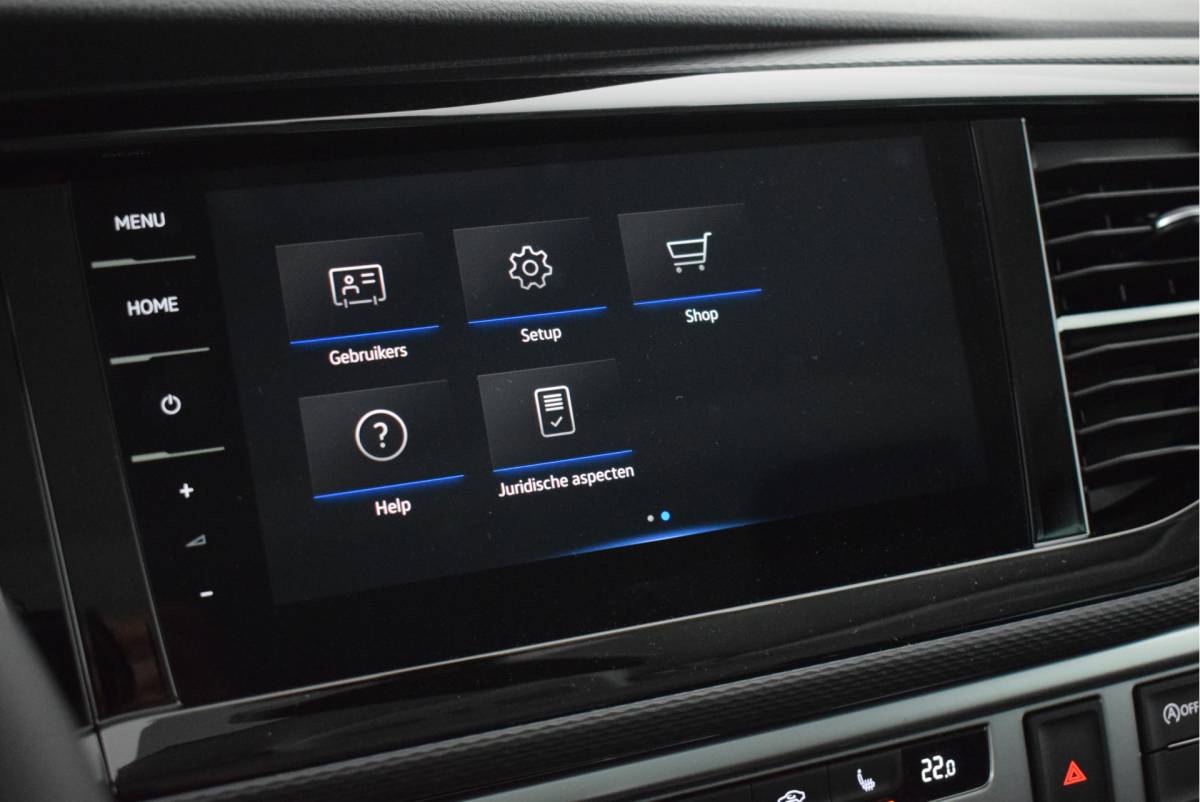 Volkswagen Transporter Volkswagen Transporter Caravelle 2.0 TDI 204pk DSG L2H1 32 DC 2x Schuifdeur Leder Stoelverwarming Virtual Cockpit Navigatie Camera