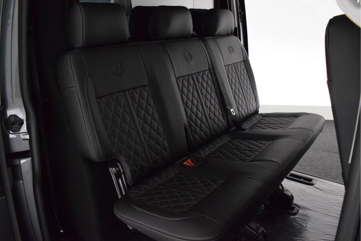 Volkswagen Transporter Volkswagen Transporter Caravelle 2.0 TDI 204pk DSG L2H1 32 DC 2x Schuifdeur Leder Stoelverwarming Virtual Cockpit Navigatie Camera