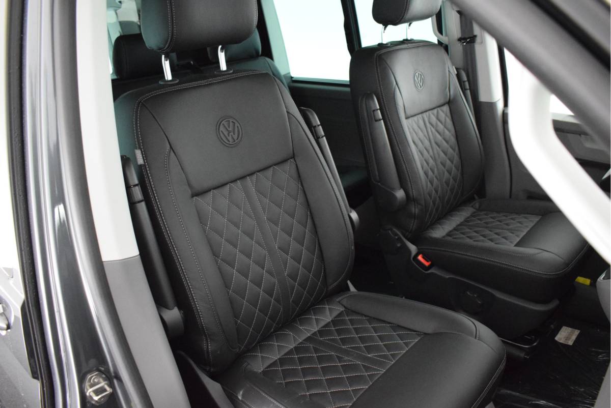 Volkswagen Transporter Volkswagen Transporter Caravelle 2.0 TDI 204pk DSG L2H1 32 DC 2x Schuifdeur Leder Stoelverwarming Virtual Cockpit Navigatie Camera