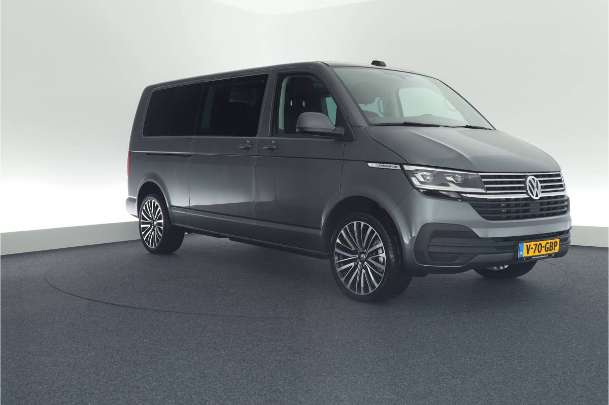 Volkswagen Transporter Volkswagen Transporter Caravelle 2.0 TDI 204pk DSG L2H1 32 DC 2x Schuifdeur Leder Stoelverwarming Virtual Cockpit Navigatie Camera
