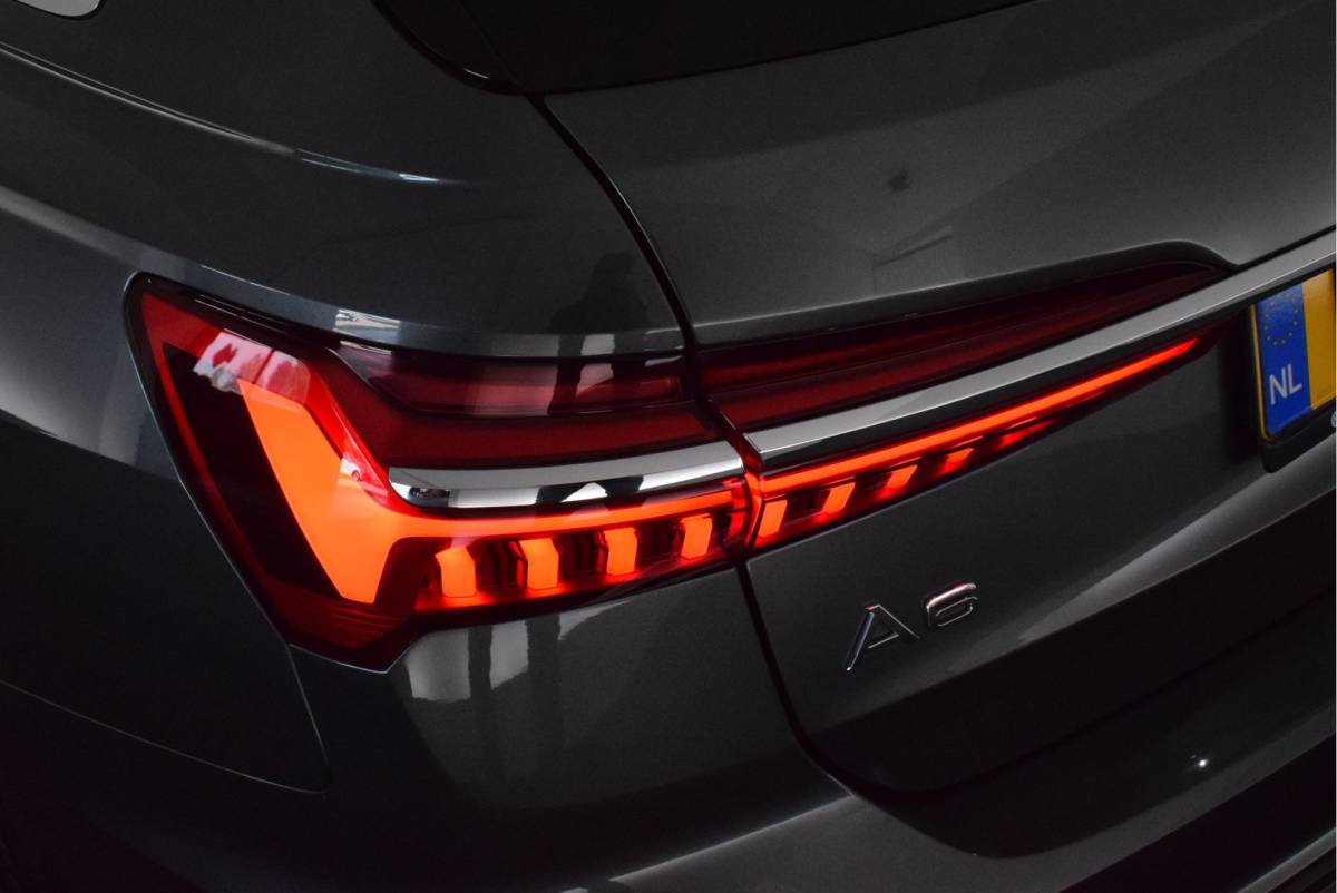 Audi A6 Audi A6 Avant 45 TFSI 245pk 2x S-Line Matrix Led Camera Memory Virtual Cockpit Stoelverwarming Navatie
