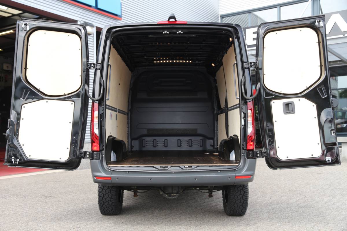 Mercedes-Benz Sprinter Mercedes-Benz Sprinter 316 CDI | Aut. | 4×4 | Allrad | Navi | Uniek slechts 6.250km!!