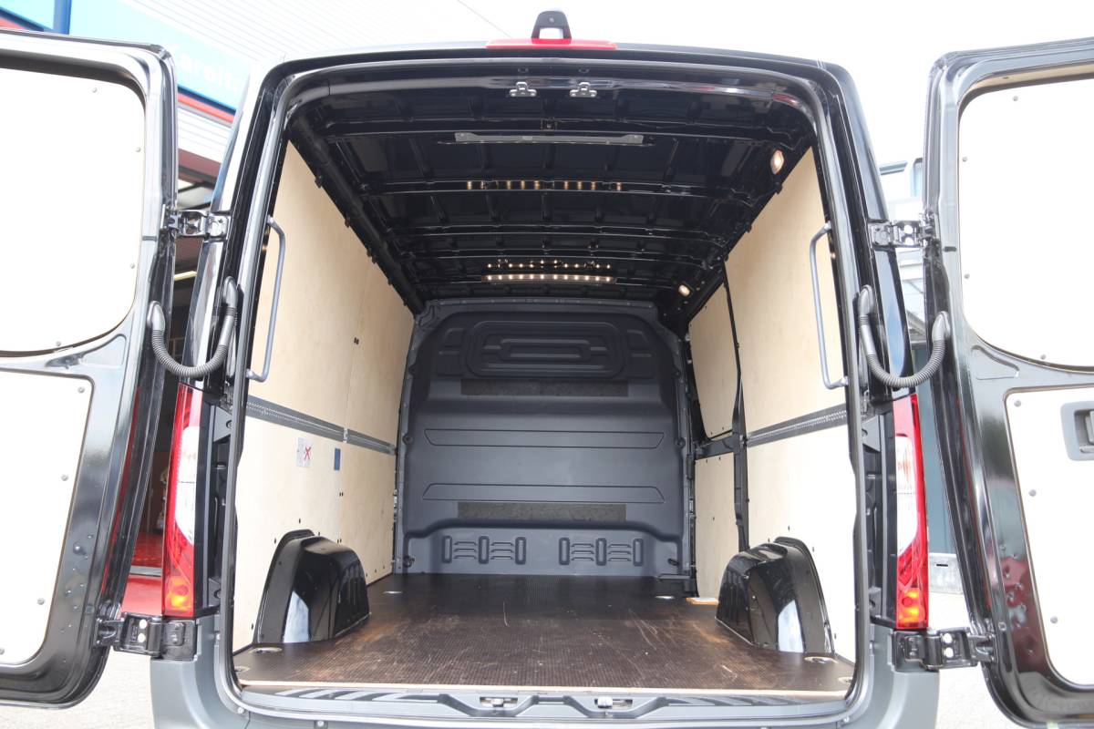 Mercedes-Benz Sprinter Mercedes-Benz Sprinter 316 CDI | Aut. | 4×4 | Allrad | Navi | Uniek slechts 6.250km!!