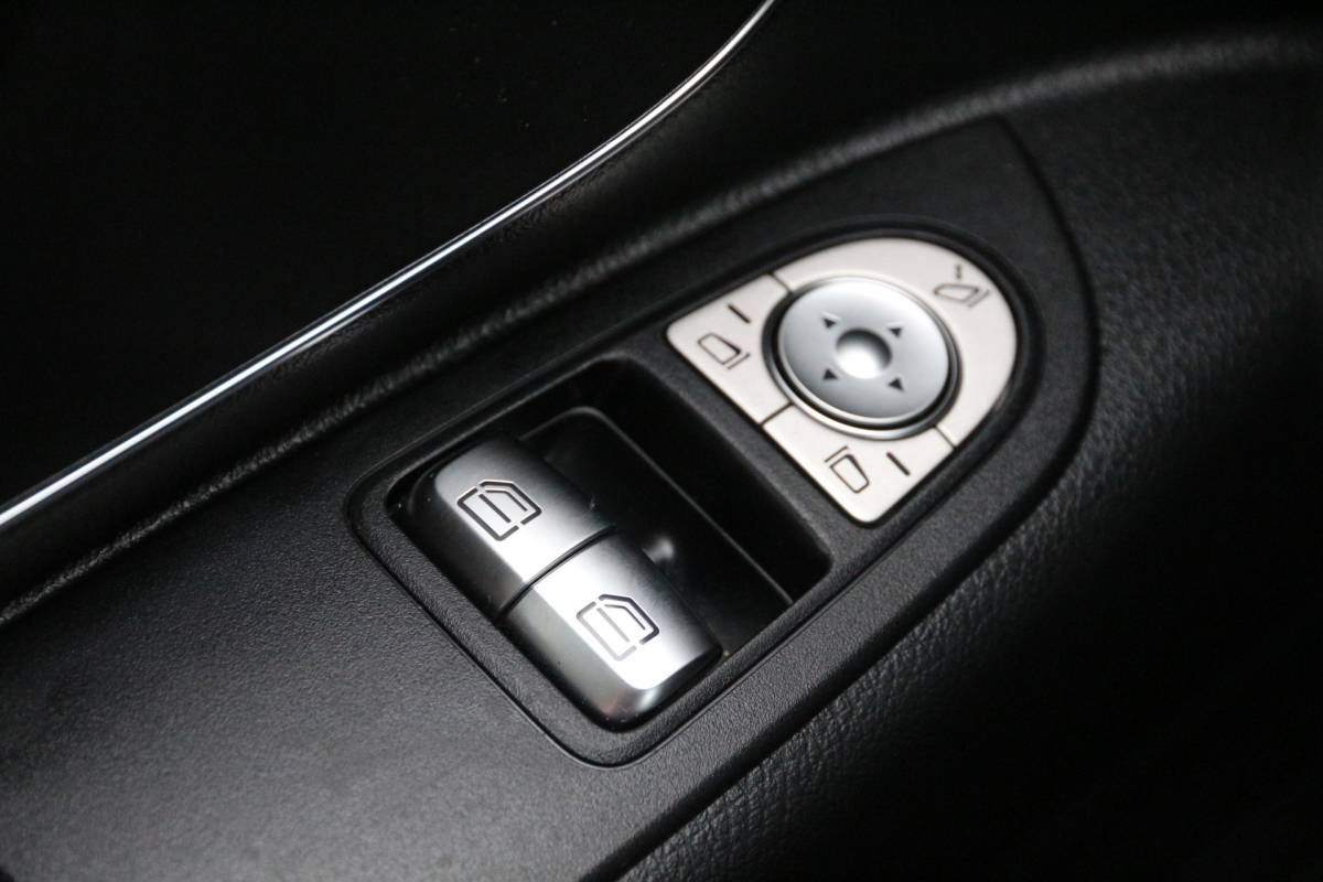 Mercedes-Benz Vito Mercedes-Benz Vito 116 CDI | Aut. | DC | Elektr. schuifdeur | Camera | Cruise | Airco..