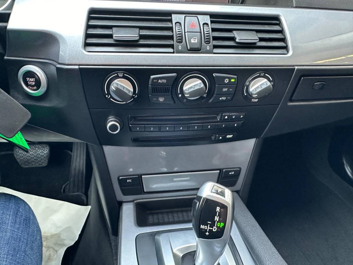 BMW 5 Serie BMW 5-serie Touring 520i Corporate Lease Business Line YOUNGTIMER AUTOMAAT