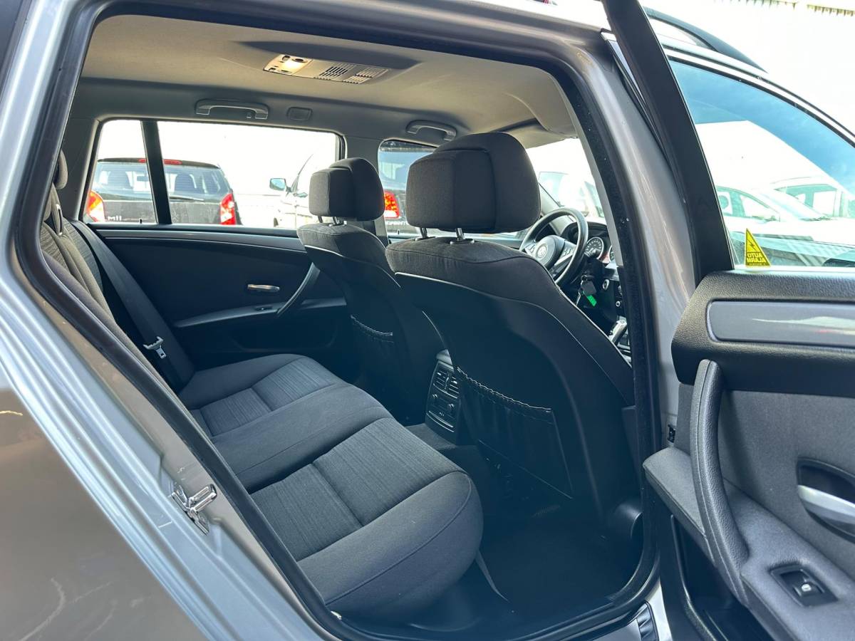 BMW 5 Serie BMW 5-serie Touring 520i Corporate Lease Business Line YOUNGTIMER AUTOMAAT