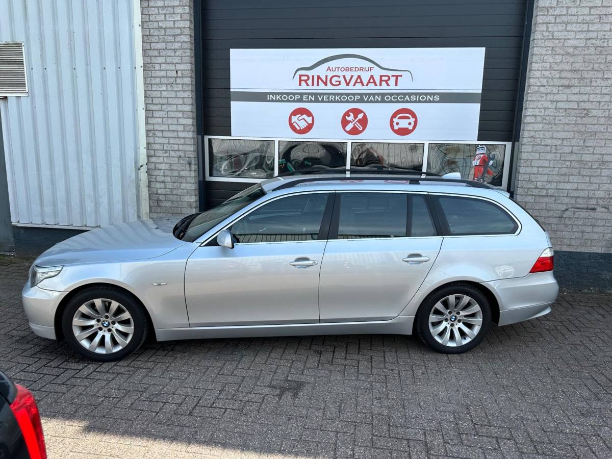 BMW 5 Serie BMW 5-serie Touring 520i Corporate Lease Business Line YOUNGTIMER AUTOMAAT