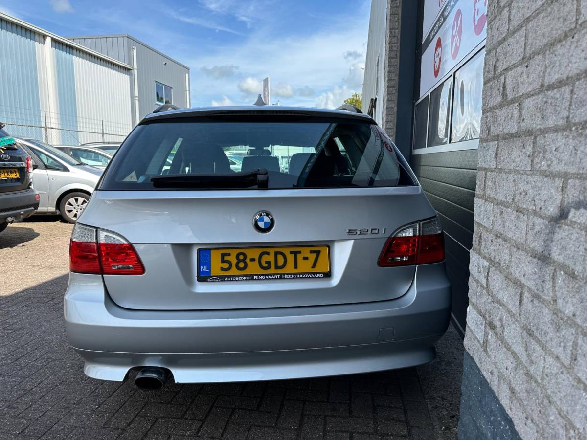 BMW 5 Serie BMW 5-serie Touring 520i Corporate Lease Business Line YOUNGTIMER AUTOMAAT