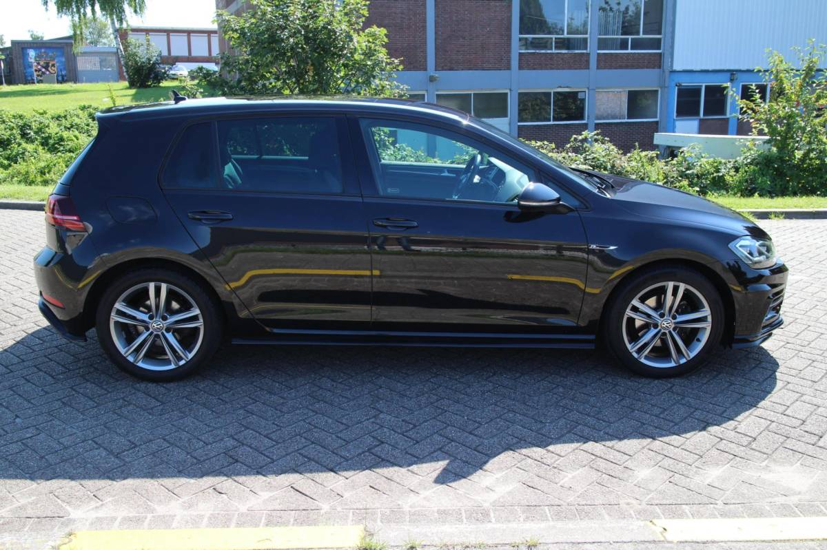 Volkswagen Golf Volkswagen Golf 1.5 TSI Highline Business R_LINE_HELE NETTE AUTO