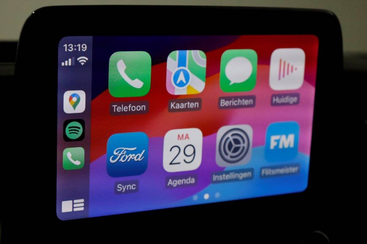 Ford Transit Custom Ford Transit Custom 2.0 TDCI 130pk L2H1 Trend/ Airco/LED/CarPlay 12-2022