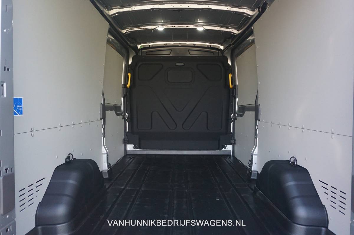 Ford Transit Ford Transit 350L 130PK L3H2 Trend AUT BPM VRIJ!! Clima, 12″ Sync 4 Navi, 270º deur, Trekhaak!! NR. 170