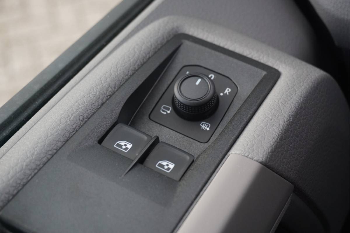 Volkswagen Crafter Volkswagen Crafter 35 177PK L3H3 AUT BPM VRIJ!! Navi, Cam, Adap. Cruise, LED!! NR. 875