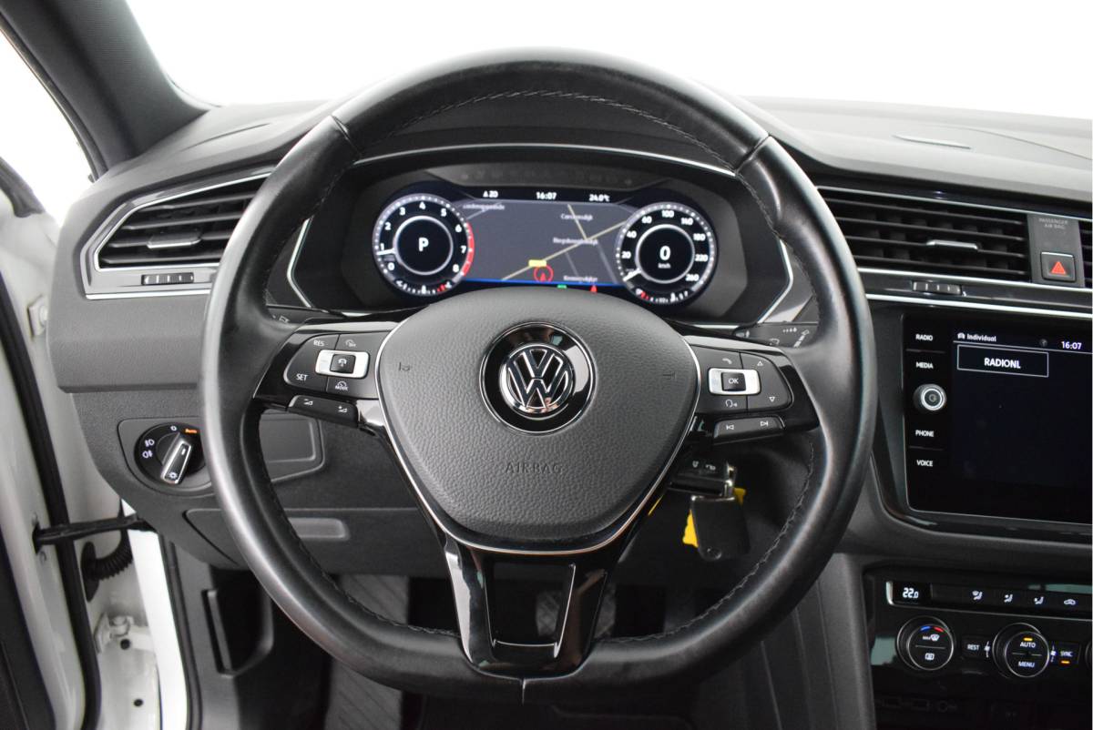 Volkswagen Tiguan Volkswagen Tiguan 1.4 TSI 150pk DSG 4Motion R-Line Highline Virtual Cockpit Led Navigatie