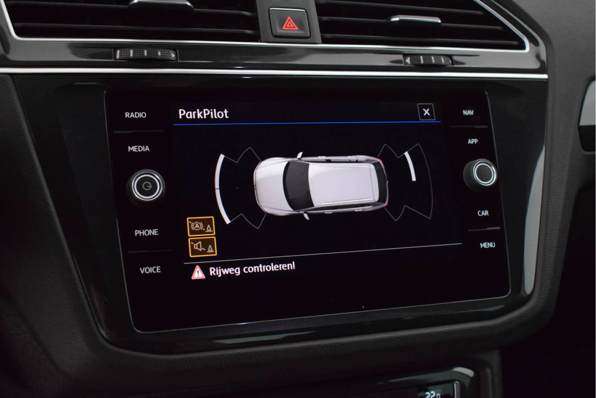 Volkswagen Tiguan Volkswagen Tiguan 1.4 TSI 150pk DSG 4Motion R-Line Highline Virtual Cockpit Led Navigatie