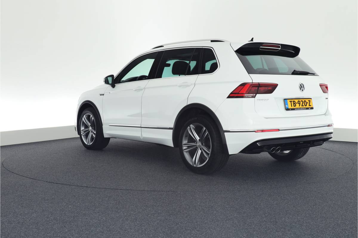 Volkswagen Tiguan Volkswagen Tiguan 1.4 TSI 150pk DSG 4Motion R-Line Highline Virtual Cockpit Led Navigatie