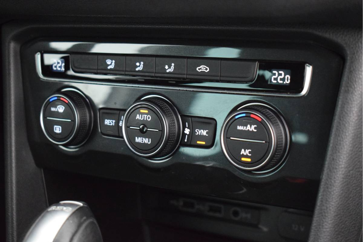 Volkswagen Tiguan Volkswagen Tiguan 1.4 TSI 150pk DSG 4Motion R-Line Highline Virtual Cockpit Led Navigatie