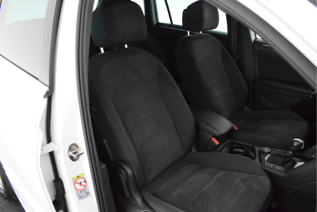 Volkswagen Tiguan Volkswagen Tiguan 1.4 TSI 150pk DSG 4Motion R-Line Highline Virtual Cockpit Led Navigatie