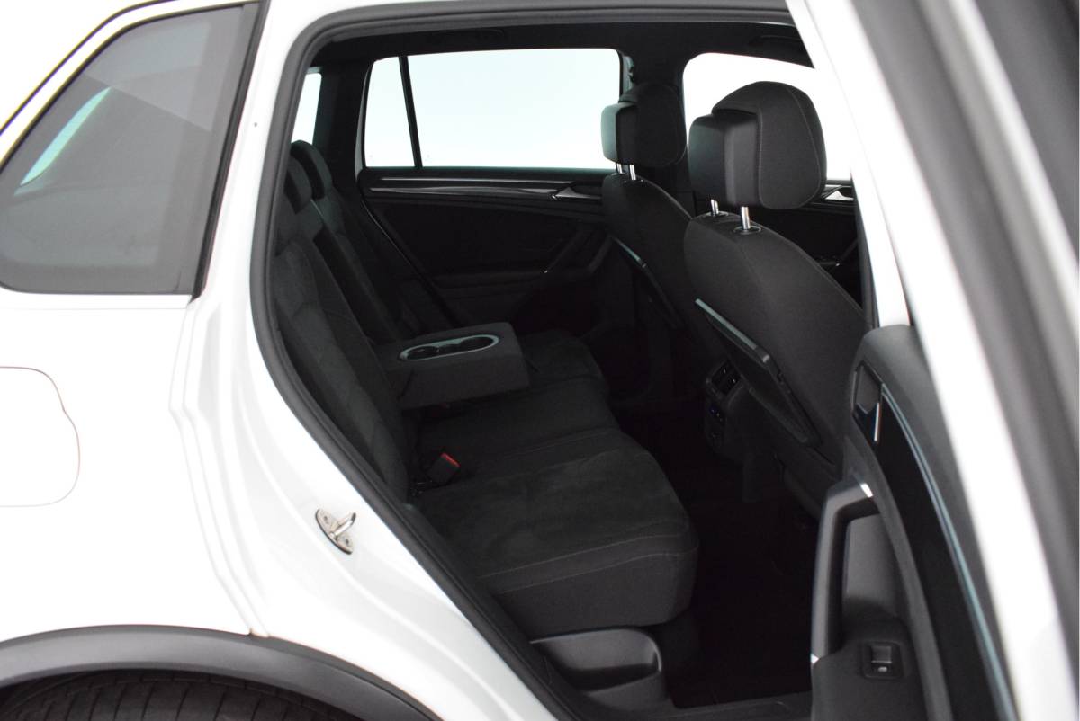 Volkswagen Tiguan Volkswagen Tiguan 1.4 TSI 150pk DSG 4Motion R-Line Highline Virtual Cockpit Led Navigatie