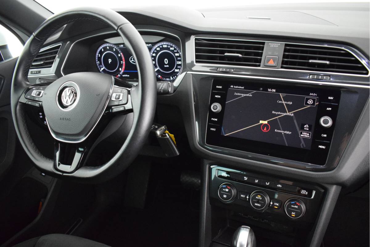 Volkswagen Tiguan Volkswagen Tiguan 1.4 TSI 150pk DSG 4Motion R-Line Highline Virtual Cockpit Led Navigatie