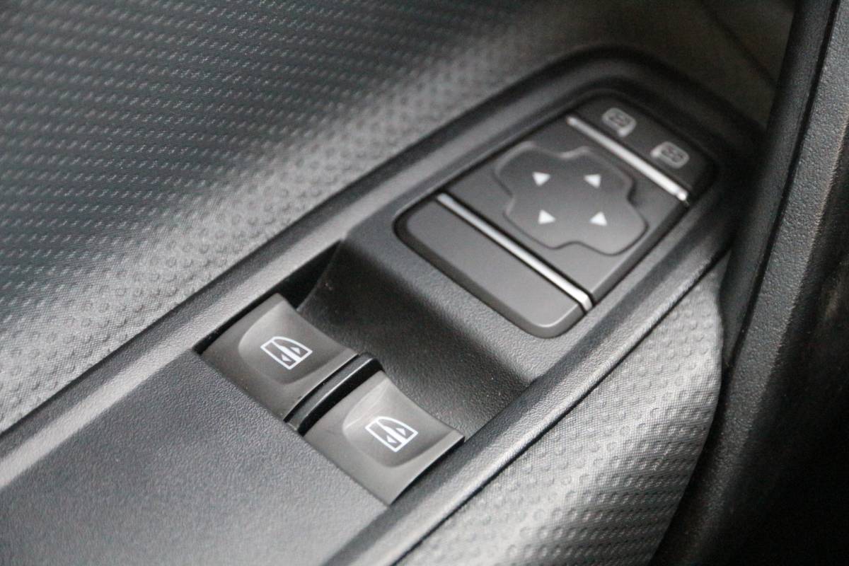 Mercedes-Benz Citan Mercedes-Benz Citan 110 CDI | LED | Stoelverw. | Trekhaak | Camera | Airco..