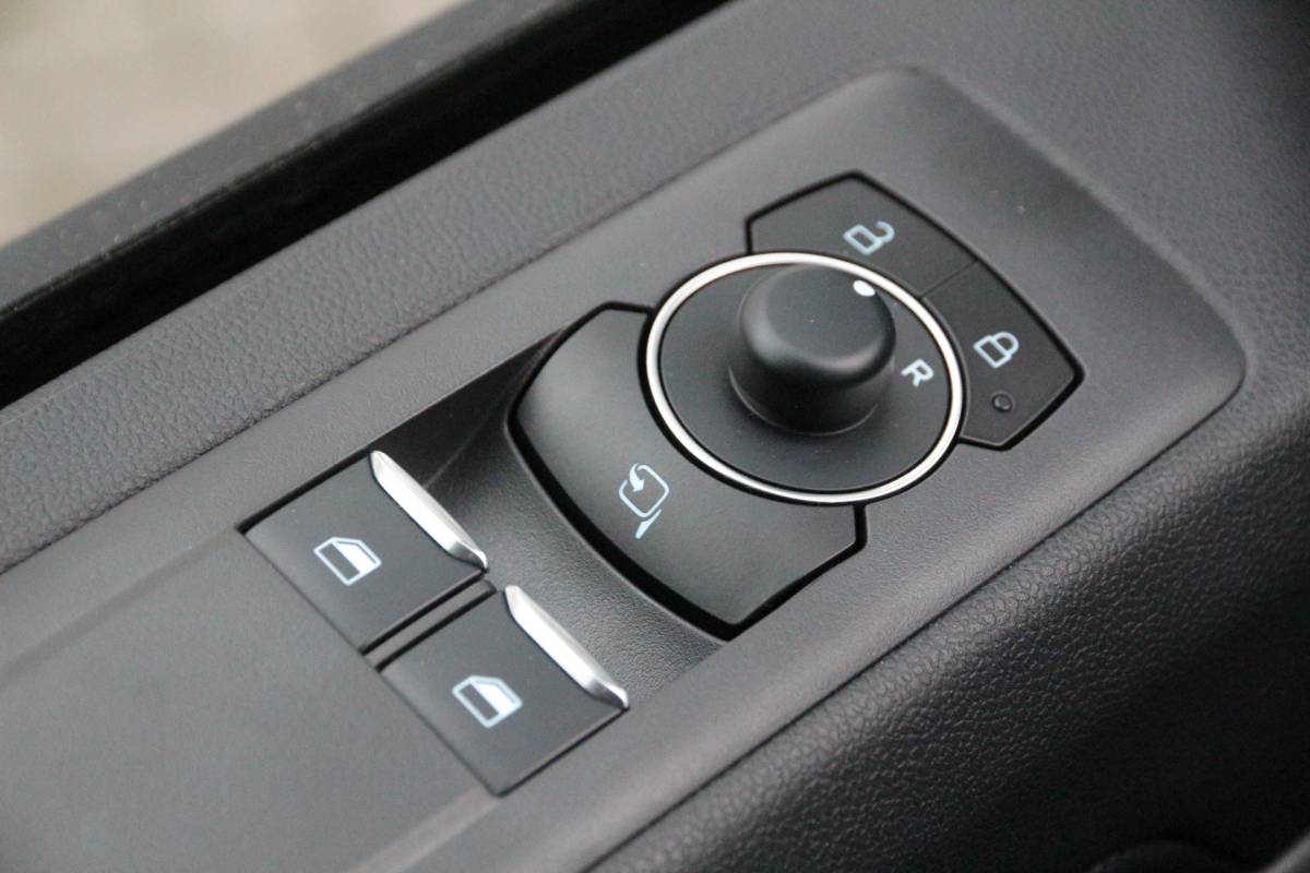 Ford Transit Custom Ford Transit Custom 2.0 TDCI 170 | Aut. | NIEUW!! | L2H1 | Cruise | Stoelverw. | Clima..
