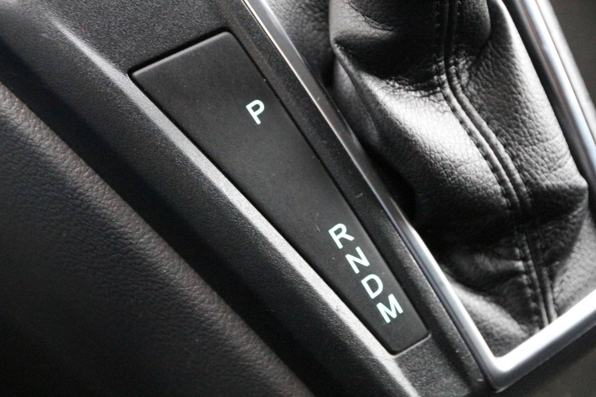 Ford Transit Custom Ford Transit Custom 320 2.0 TDCI 170 | Aut. | DC | 2x Schuifdeur | Stoelverw. | Cruise | Navi | Airco..