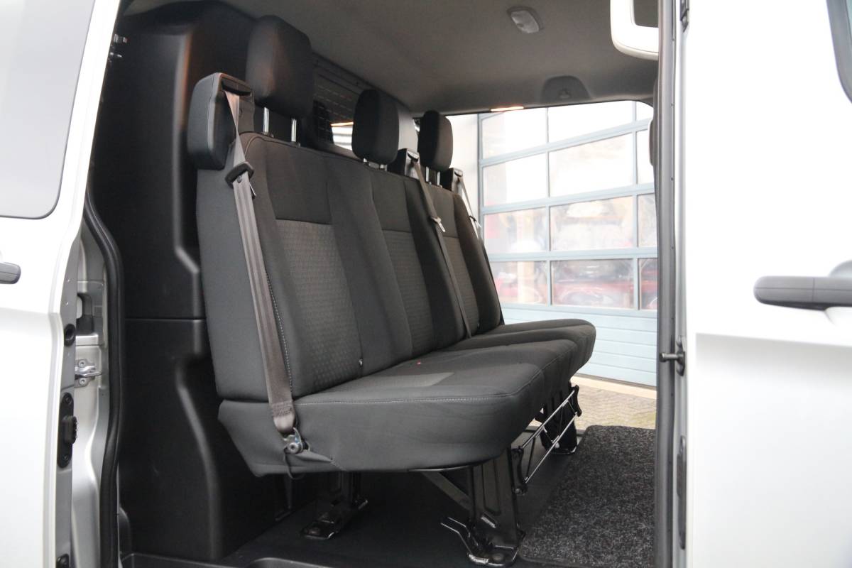 Ford Transit Custom Ford Transit Custom 320 2.0 TDCI 170 | Aut. | DC | 2x Schuifdeur | Stoelverw. | Cruise | Navi | Airco..