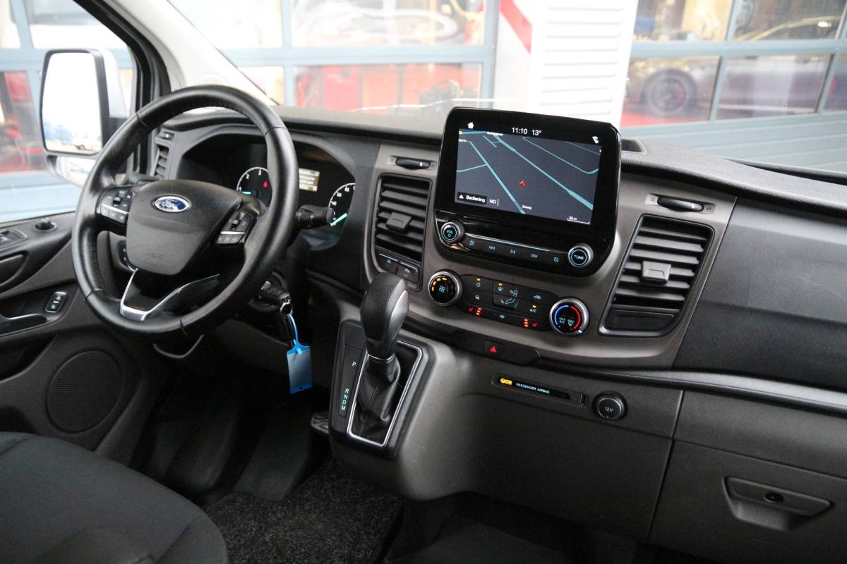 Ford Transit Custom Ford Transit Custom 320 2.0 TDCI 170 | Aut. | DC | 2x Schuifdeur | Stoelverw. | Cruise | Navi | Airco..
