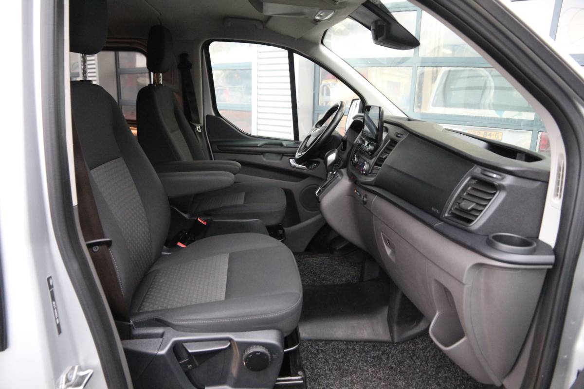 Ford Transit Custom Ford Transit Custom 320 2.0 TDCI 170 | Aut. | DC | 2x Schuifdeur | Stoelverw. | Cruise | Navi | Airco..