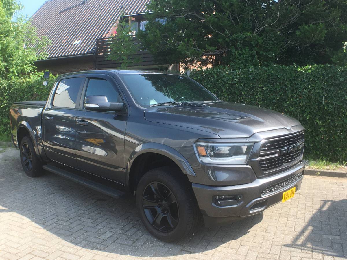 Dodge Ram 1500 Dodge Ram 1500 5.7 V8 4×4 Crew Cab 5’7 Sport Panorama dak, LPG Prins, Navigatie, leder