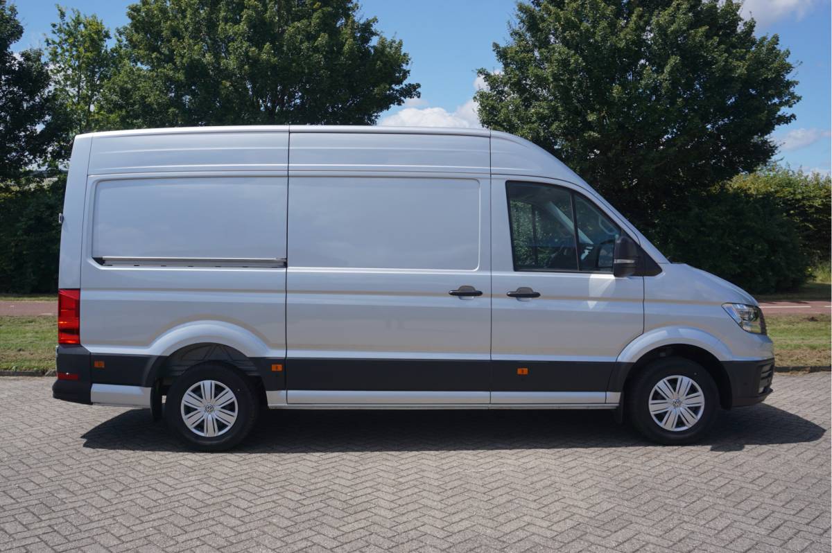 Volkswagen Crafter Volkswagen Crafter 35 177PK L3H3 AUT BPM VRIJ!! Navi, Cam, Adap. Cruise, LED!! NR. 154
