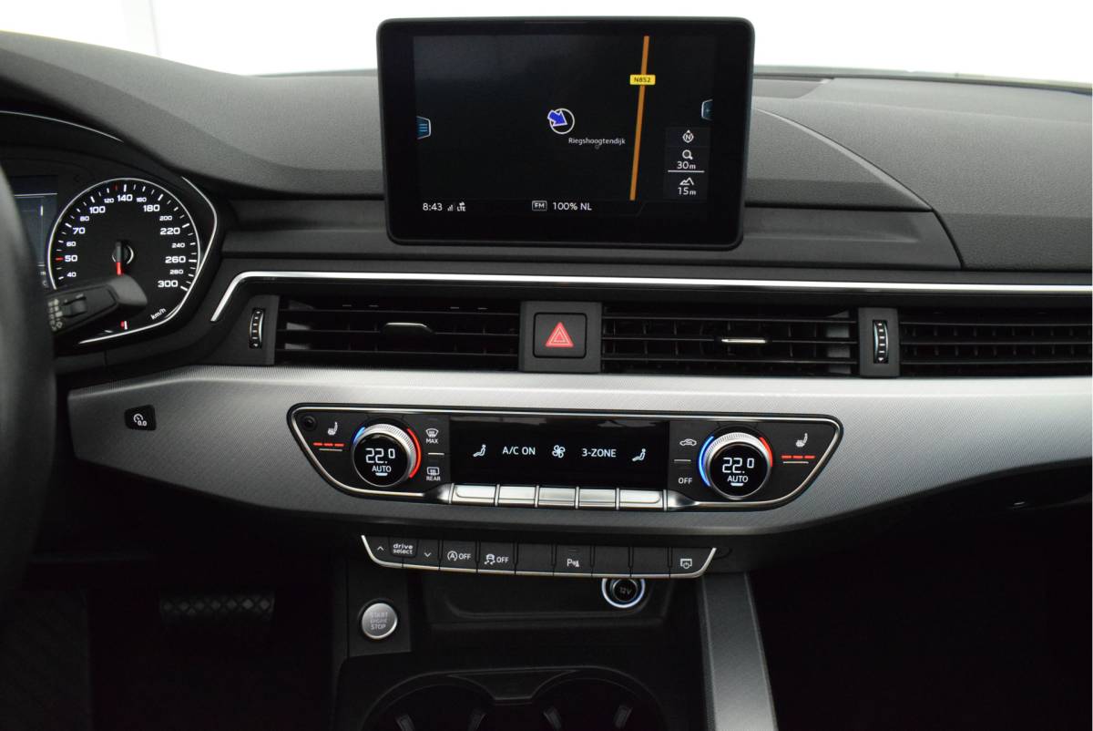 Audi A5 Audi A5 Cabriolet 2.0 TFSI 190pk S-Tronic S-Line Sport Stoelverwarming Led Navigatie