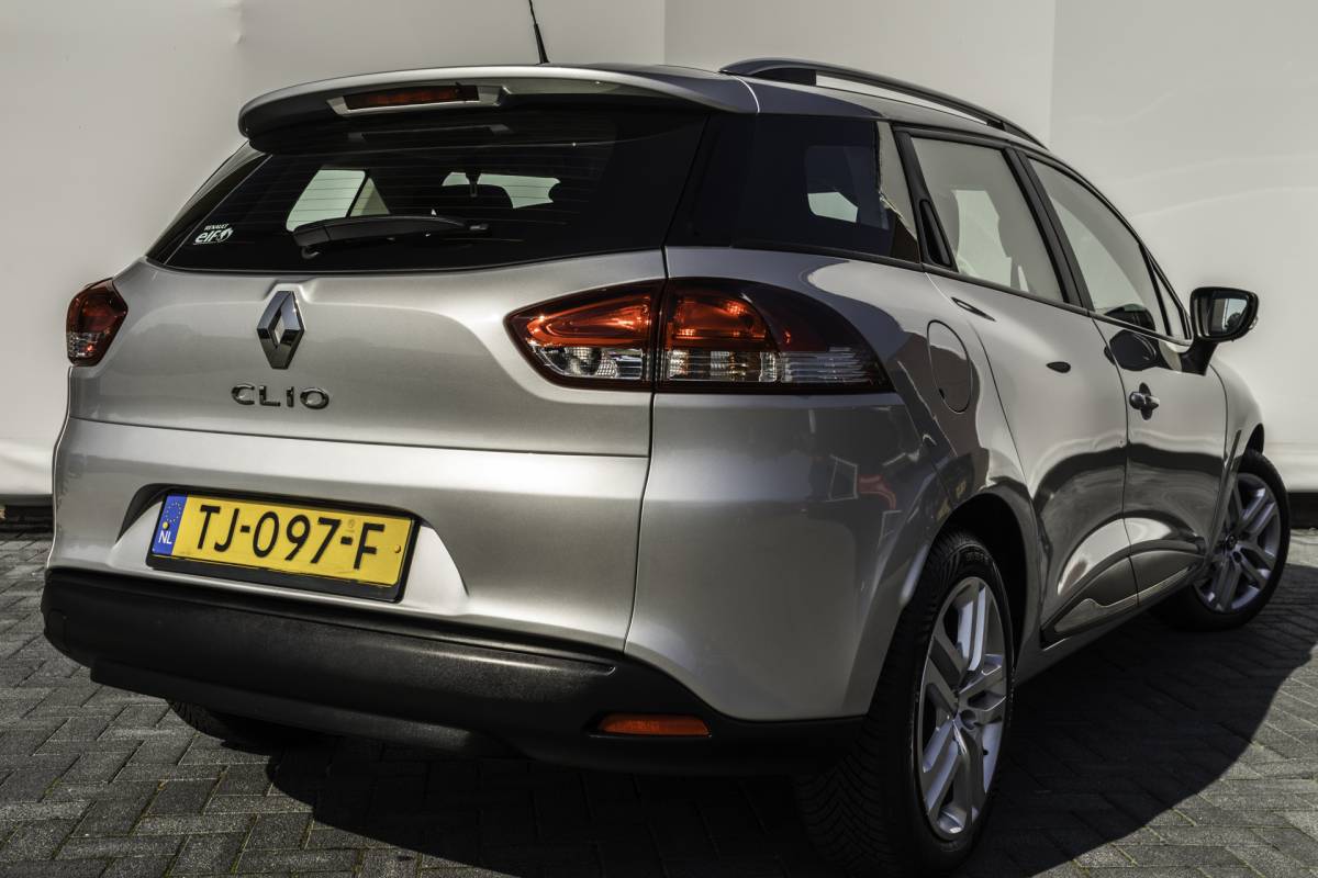 Renault Clio Renault Clio Estate 0.9 90 PK TCe Zen Estate Full Map Navi I Bluetooth I Stuurwiel multifunctioneel