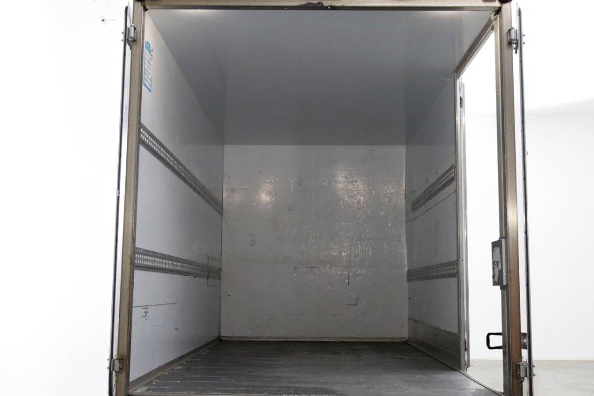 Volkswagen Crafter Volkswagen Crafter 35 2.0 TDI Bakwagen met achterdeuren en zijdeur 09-2020