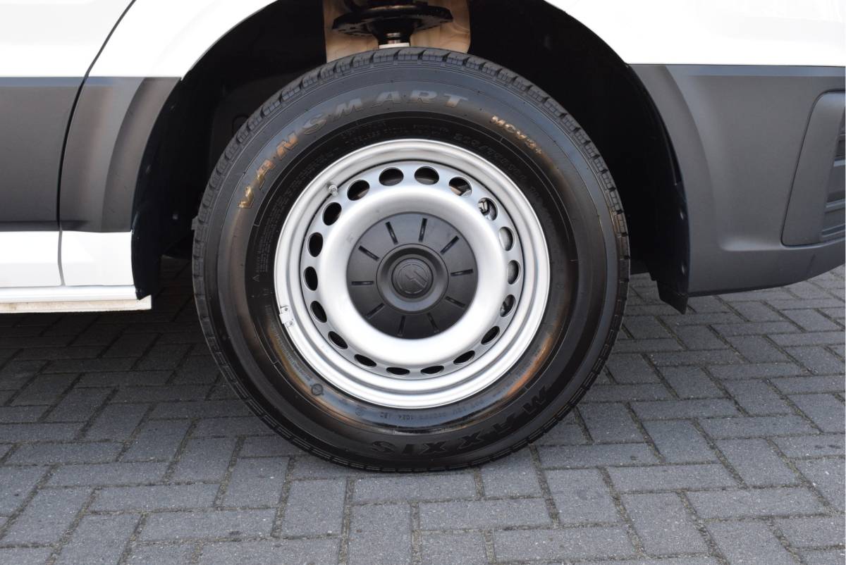 Volkswagen Crafter Volkswagen Crafter Facelift 35 2.0 TDI 140pk H6 L3H2 Comfortline App-Connect Parkeersensoren