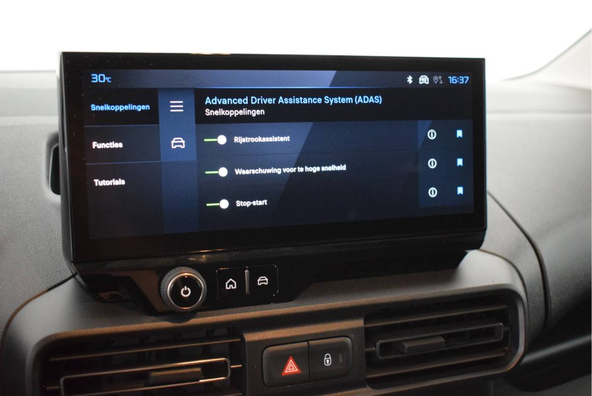 Peugeot Partner Peugeot Partner 1.5 130pk H6 BlueHDi S&S L1 3Pers. Camera Navigatie Climate Control Parkeersensoren