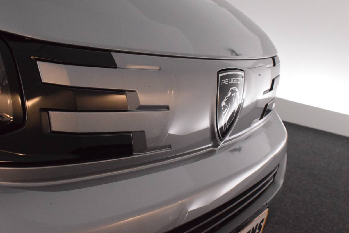 Peugeot Partner Peugeot Partner 1.5 130pk H6 BlueHDi S&S L1 3Pers. Camera Navigatie Climate Control Parkeersensoren