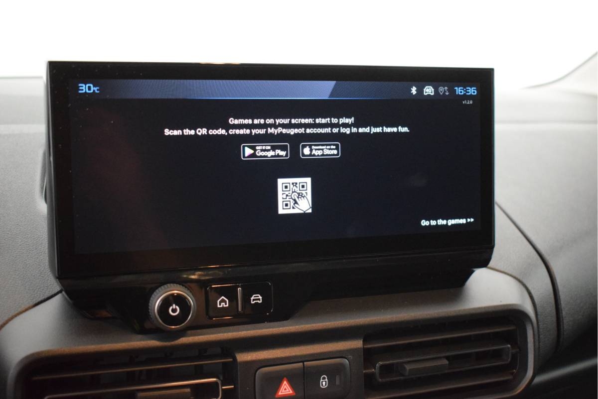 Peugeot Partner Peugeot Partner 1.5 130pk H6 BlueHDi S&S L1 3Pers. Camera Navigatie Climate Control Parkeersensoren