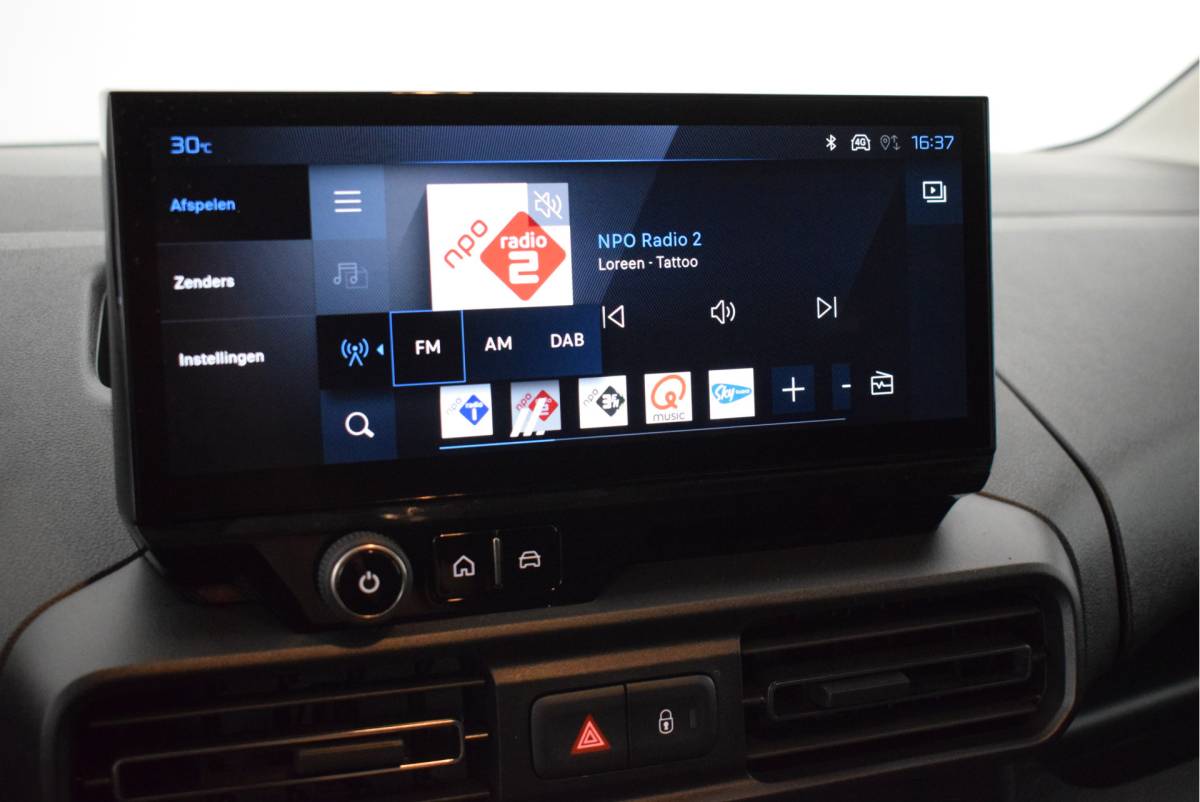 Peugeot Partner Peugeot Partner 1.5 130pk H6 BlueHDi S&S L1 3Pers. Camera Navigatie Climate Control Parkeersensoren