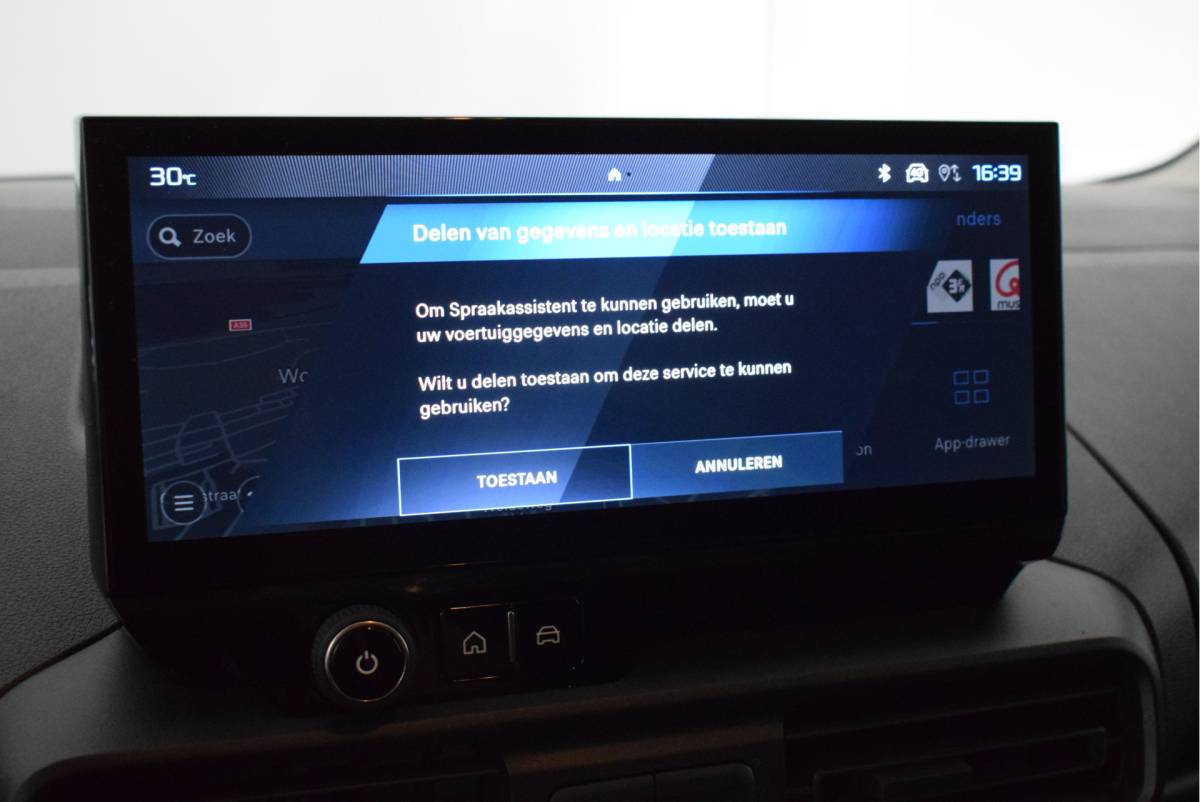 Peugeot Partner Peugeot Partner 1.5 130pk H6 BlueHDi S&S L1 3Pers. Camera Navigatie Climate Control Parkeersensoren