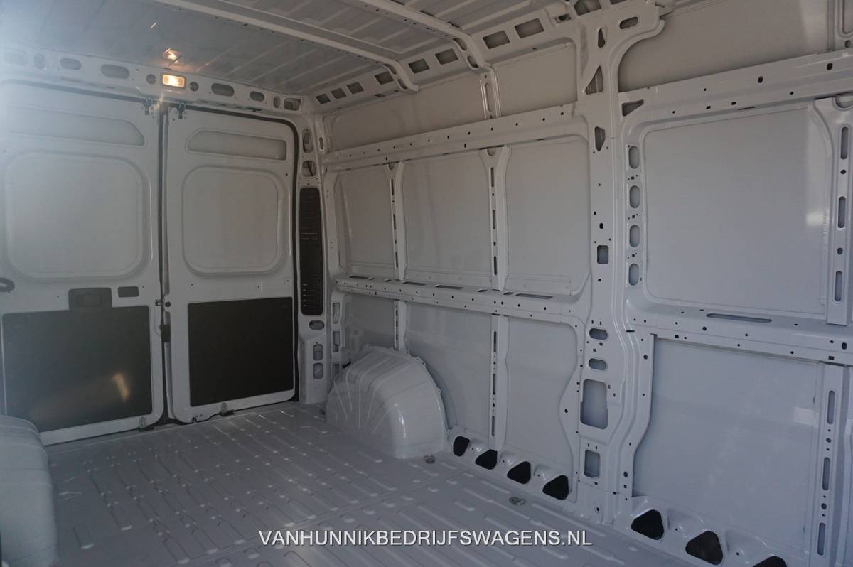 Fiat Ducato Fiat Ducato Maxi 35 180PK L3H2 Series 9 BPM VRIJ!! Climate, Apple CP, Cruise, Camera!! NR. 140