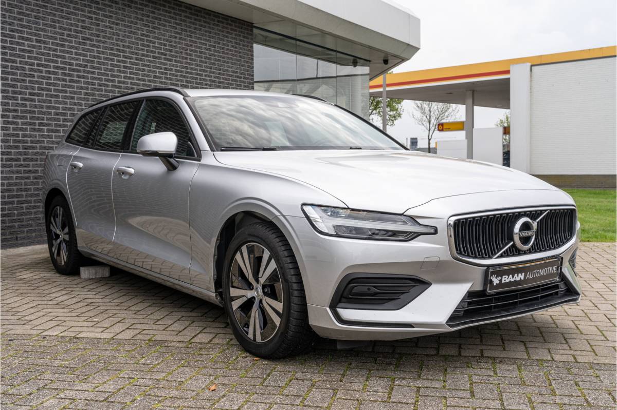Volvo V60 Volvo V60 2.0 B3 Momentum Advantage >> Motor defect