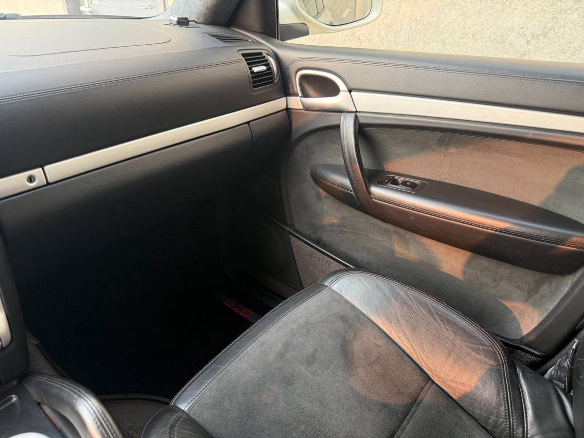 Porsche Cayenne Porsche Cayenne 4.8 GTS, APPLE CARPLAY, PANO, TRK.HK