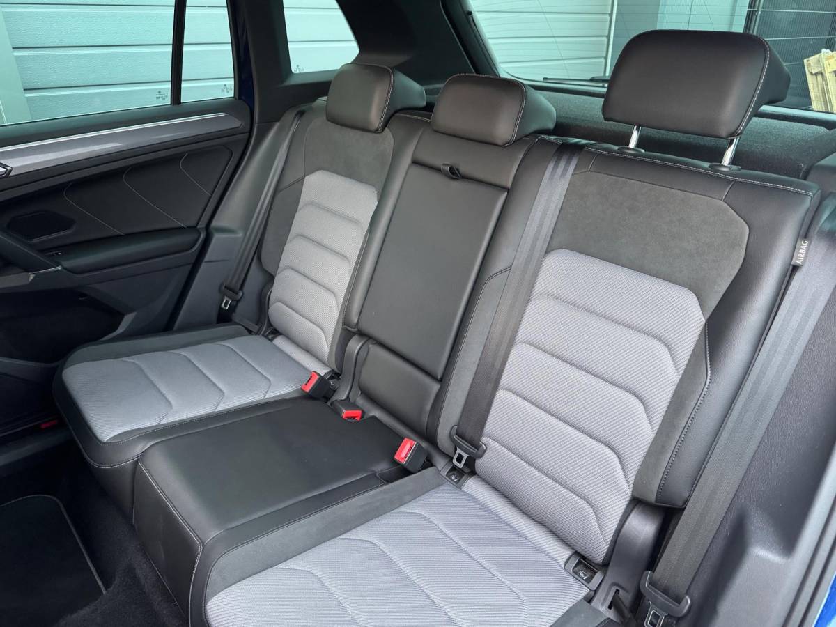 Volkswagen Tiguan Volkswagen Tiguan 2.0 TSI 4Motion R-Line 220 PK | 360°Camera | PANO | NAV