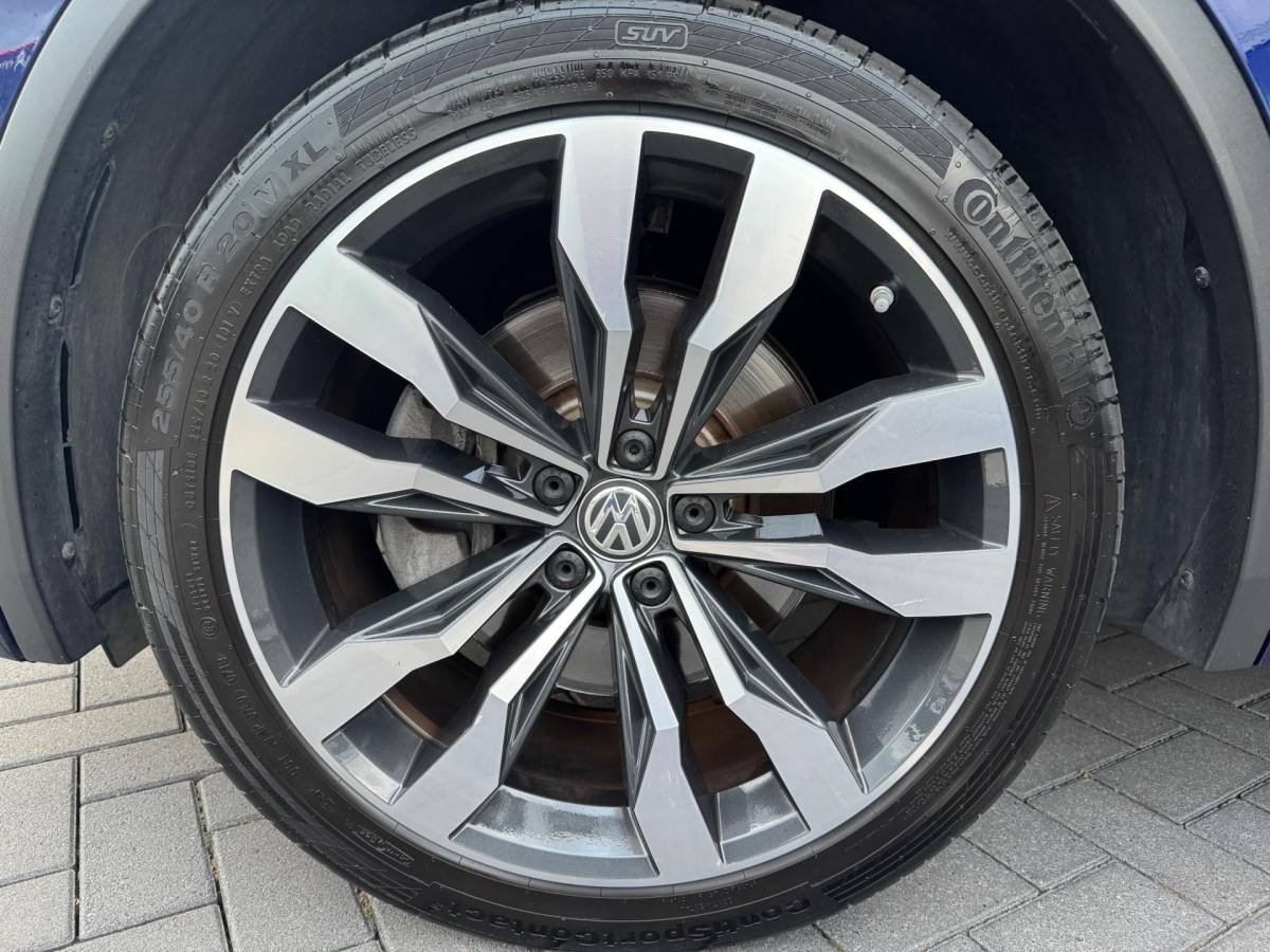 Volkswagen Tiguan Volkswagen Tiguan 2.0 TSI 4Motion R-Line 220 PK | 360°Camera | PANO | NAV