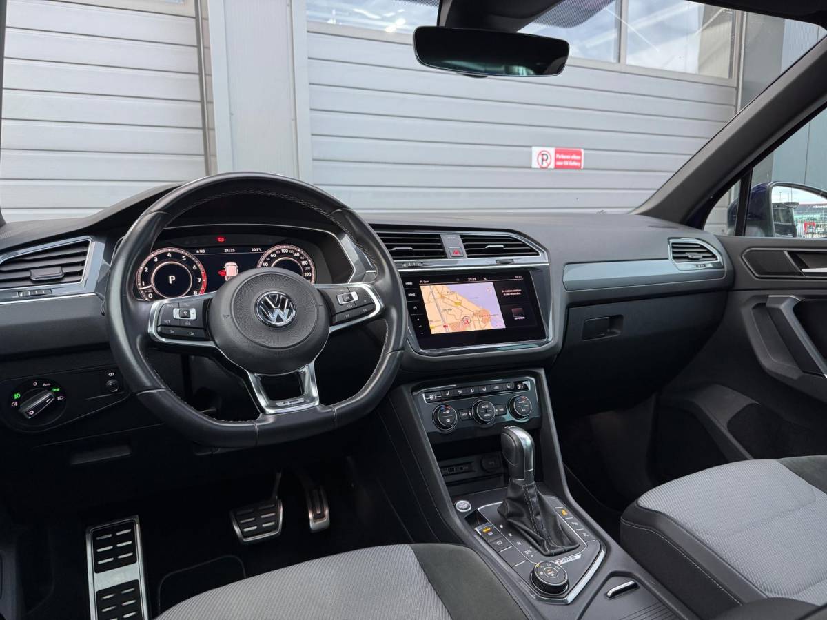 Volkswagen Tiguan Volkswagen Tiguan 2.0 TSI 4Motion R-Line 220 PK | 360°Camera | PANO | NAV