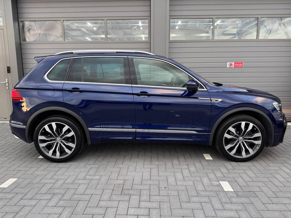 Volkswagen Tiguan Volkswagen Tiguan 2.0 TSI 4Motion R-Line 220 PK | 360°Camera | PANO | NAV