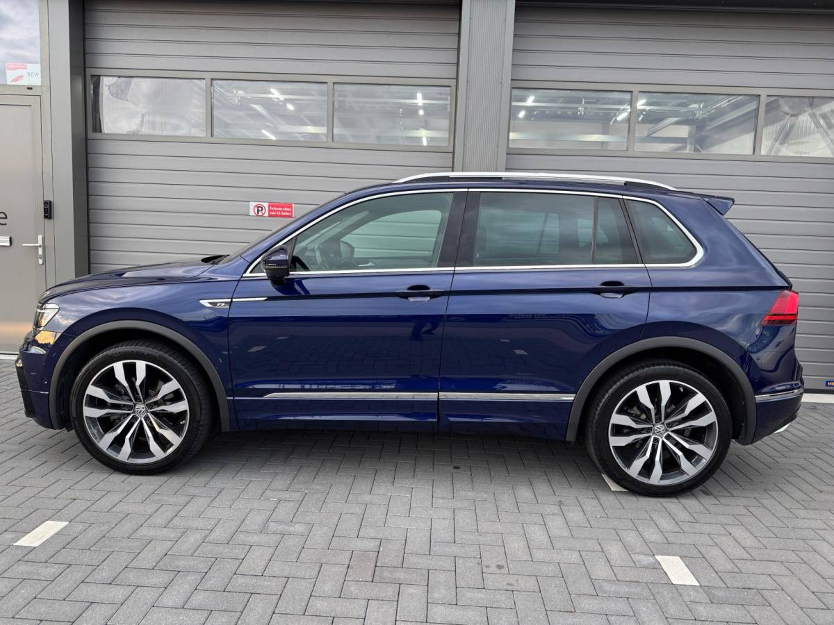 Volkswagen Tiguan Volkswagen Tiguan 2.0 TSI 4Motion R-Line 220 PK | 360°Camera | PANO | NAV